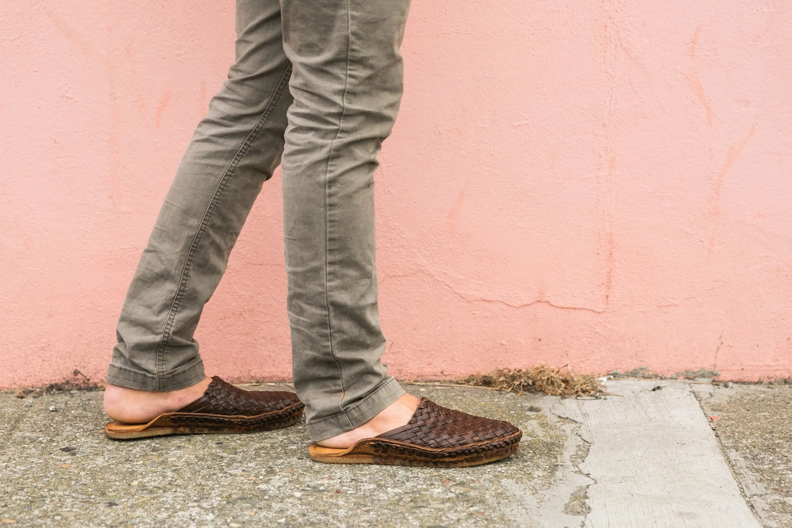 Men's Woven City Slipper in Walnut by Mohinders