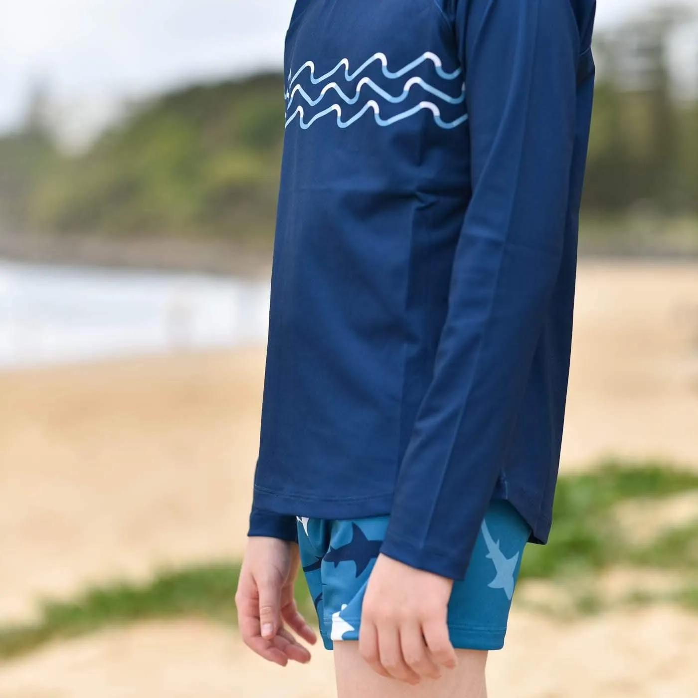 Navy Wave Set Long Sleeve Zip Rashie
