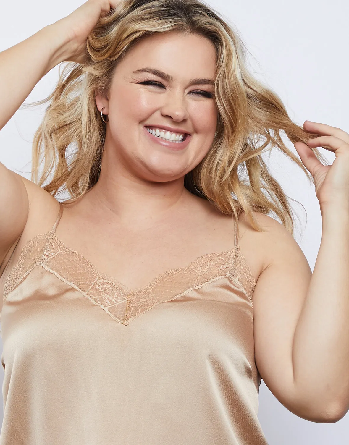 Plus Size Lace Trim Tank