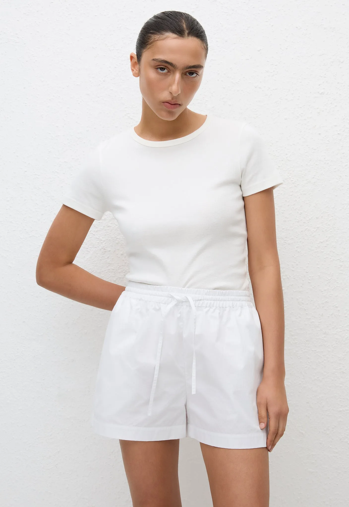 Relaxed Short - White